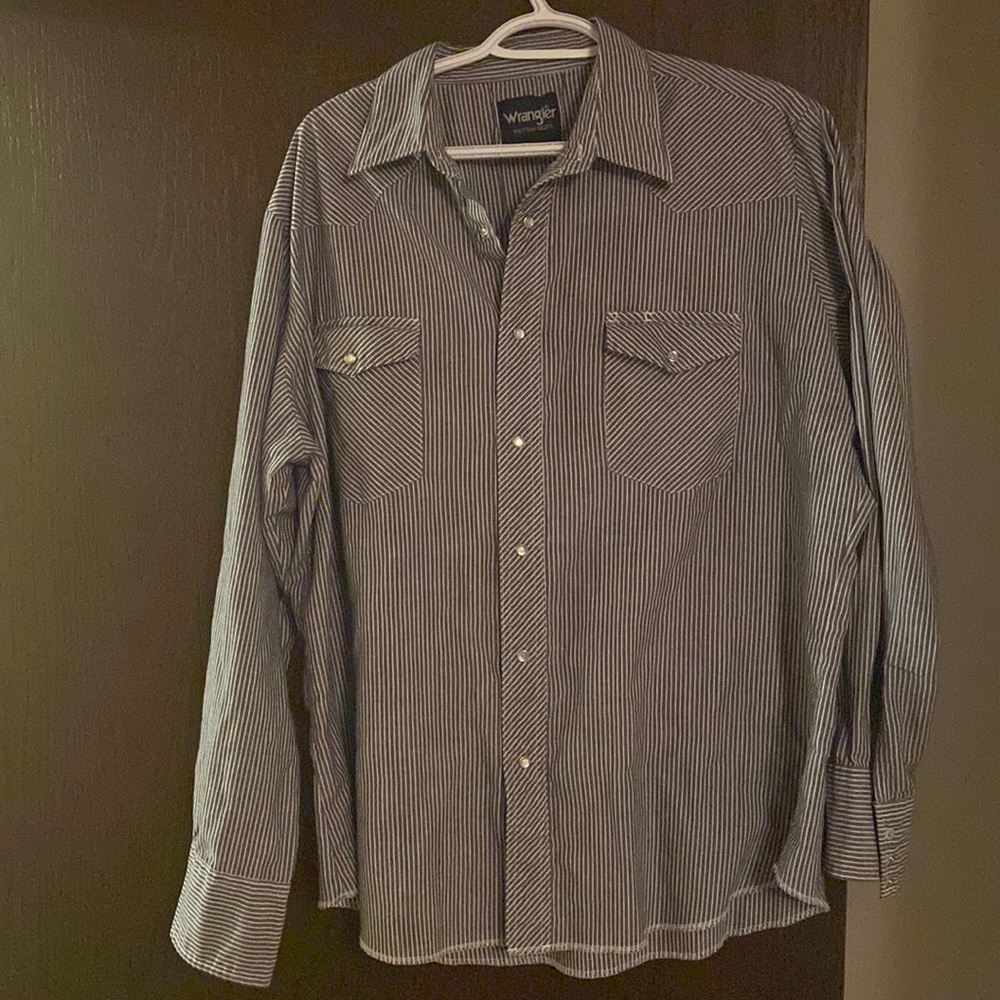 Wrangler snap button shirt